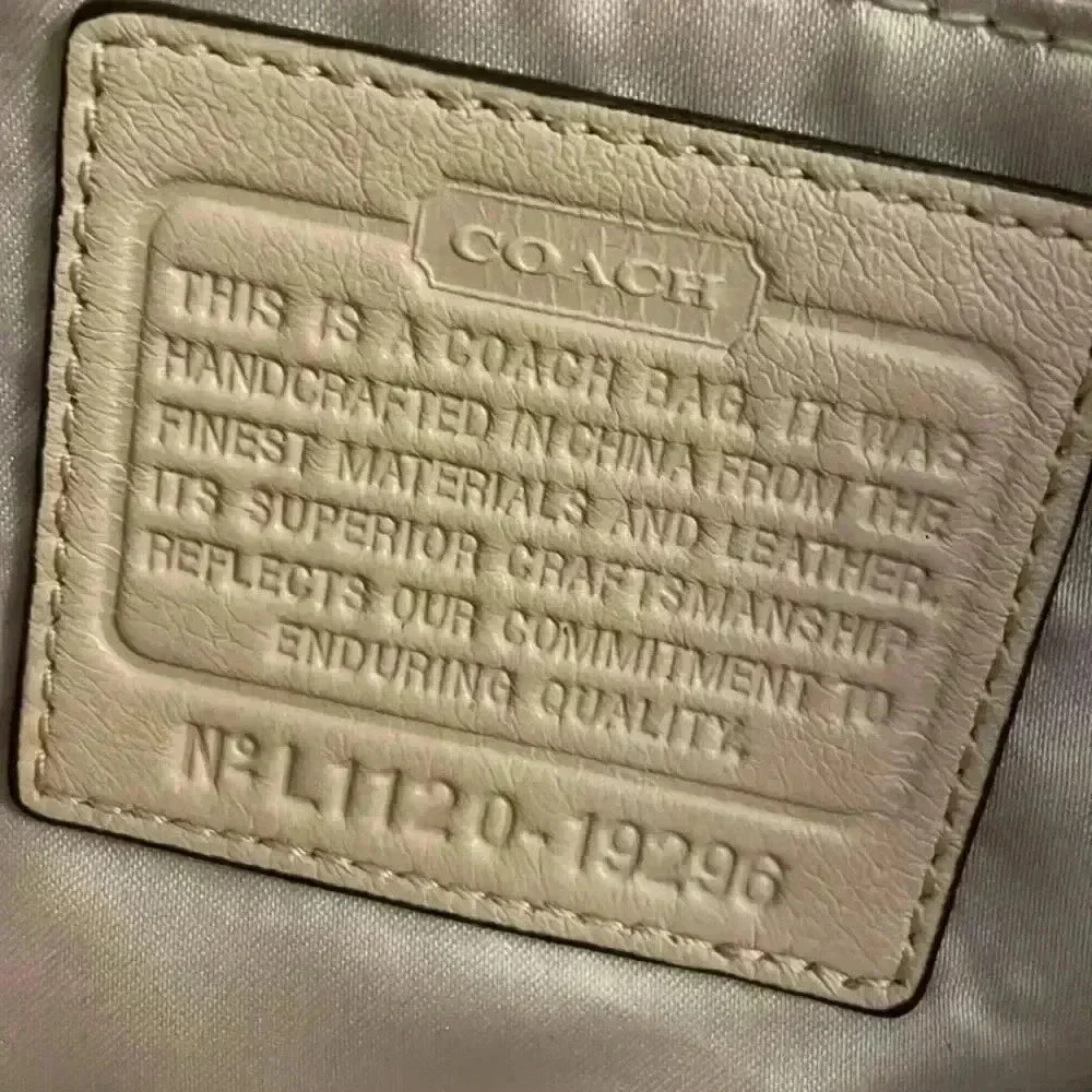 Coach leather shoulder bag purse